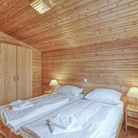 Cozy In Masserberg With Wifi 